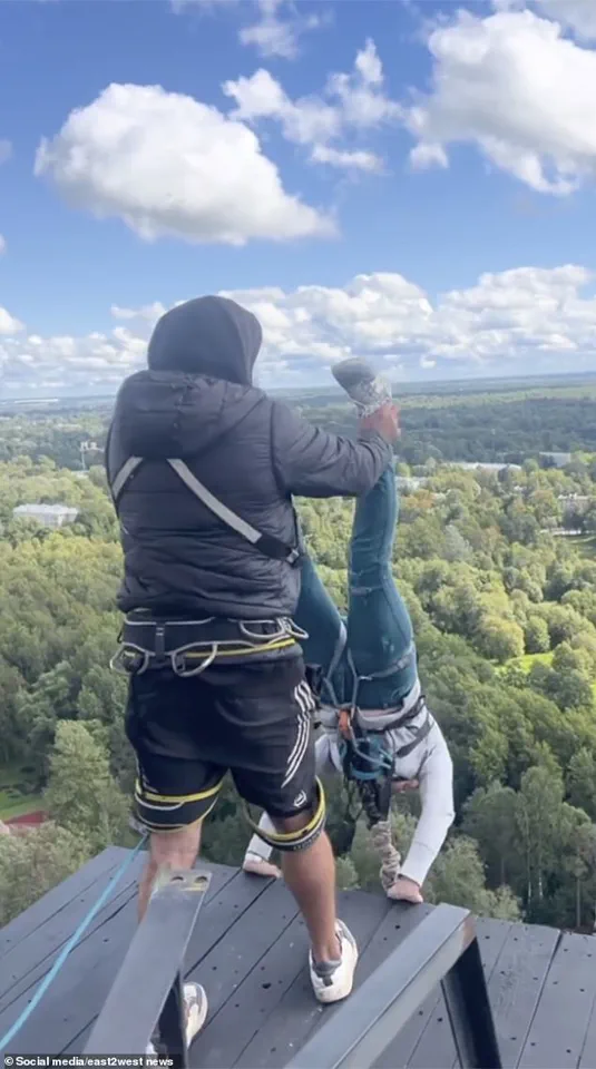 Elizaveta 'Liza' Gushchina Dies After 290ft Fall From Abandoned Boiler Tower in Pavlovsk, Russia; Bungee Jump Shared Online Before Tragedy