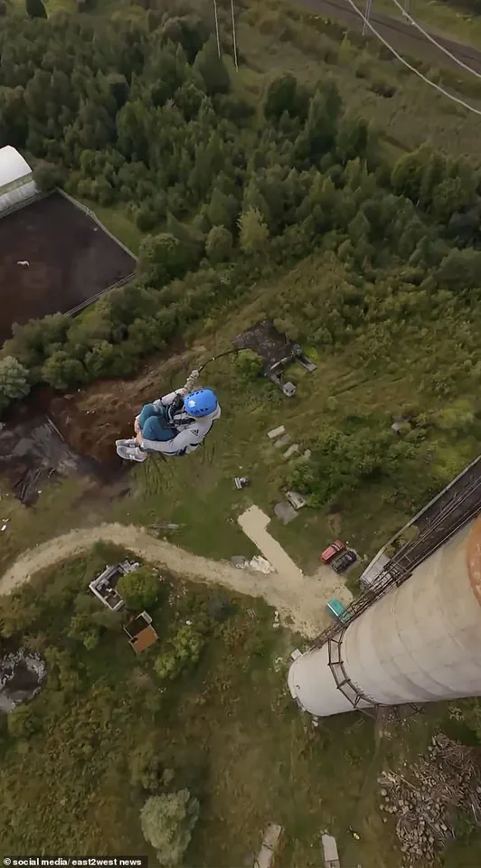 Elizaveta 'Liza' Gushchina Dies After 290ft Fall From Abandoned Boiler Tower in Pavlovsk, Russia; Bungee Jump Shared Online Before Tragedy