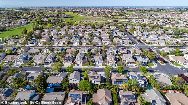 Brentwood's Commute Crisis: The Daily Grind of the Nation's Worst Work Commutes