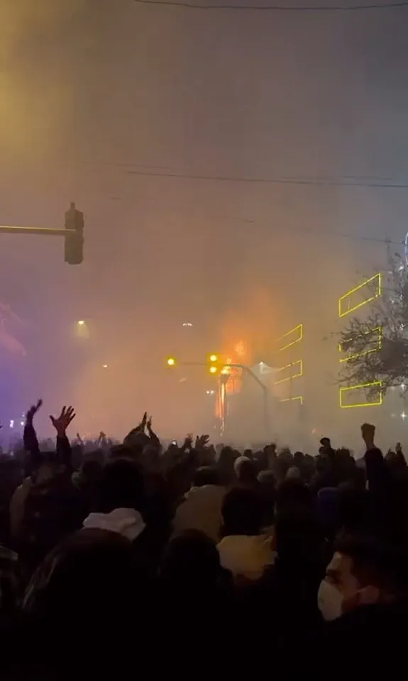 Protests Escalate Across Iran as Demonstrators Target Supreme Leader