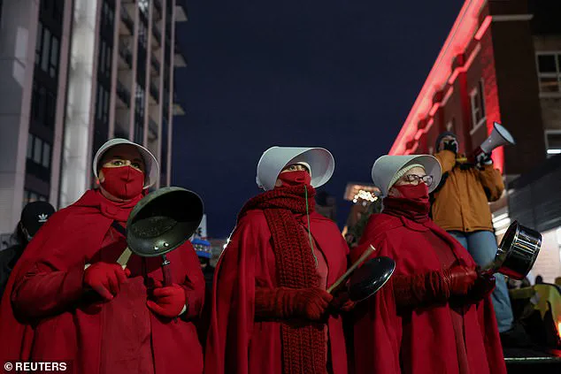 Government Immigration Policies Spark Protests and Public Fear in Minneapolis Amid ICE Enforcement Tensions