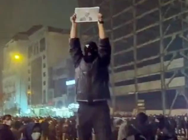 Iran Protests Defy Government Crackdown as Internet Blackout Fails to Suppress Nationwide Unrest