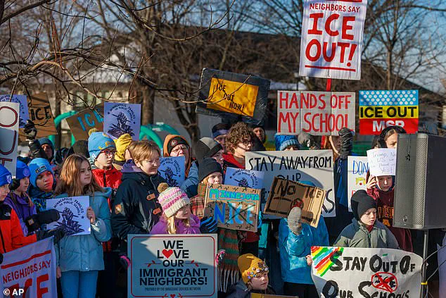 Minneapolis White Families Rehearse ICE Raid Drills with Children, Highlighting Community Anxiety