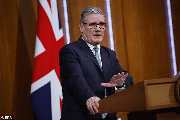 Trump Escalates Diplomatic Rift with UK, Warns of Global Powers Exploiting 'Total Weakness' in Chagos Islands Deal