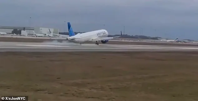 United Airlines Jet Experiences Wheel Detachment Upon Landing at Orlando International Airport, Prompting Safety Concerns