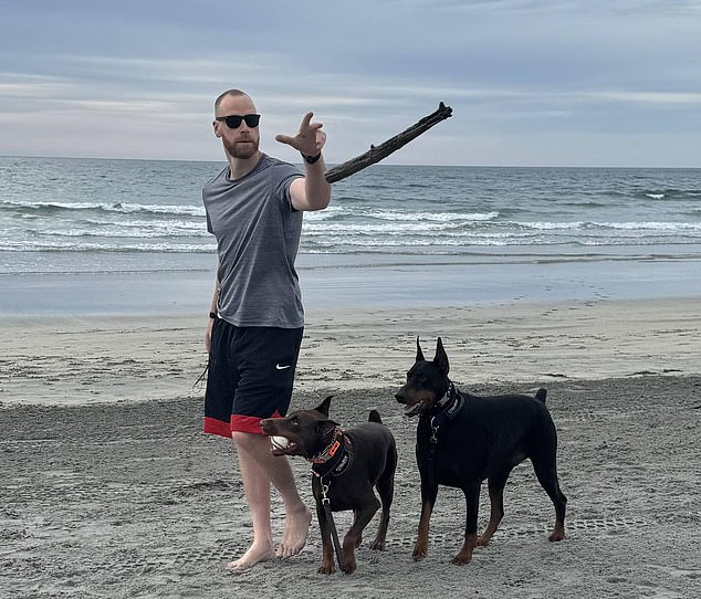 Irishman Detained in Texas Accuses U.S. Immigration of 'Torture' in Harsh Detention Conditions