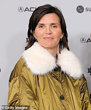 Anna de Peyster, Ex-Wife of Rupert Murdoch, Dies at 81 After Long Illness