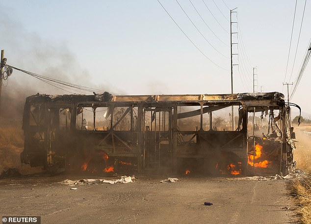 Puerto Vallarta in Turmoil as Cartel Retaliation Follows Federal Raid on CJNG Leader, US Issues Safety Warning