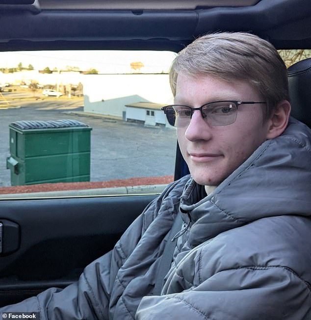 Trump Backing Family's 'Good Kid' Killed at Mar-a-Lago in Clash with Secret Service