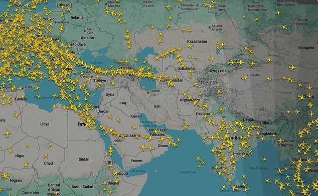 Middle East Conflict Sparks Global Aviation Chaos: 6,000 Flights Canceled, 30,000 Delayed
