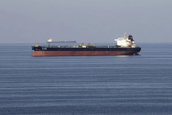 IRGC Warns of Tanker Destruction in Strait of Hormuz, Threatening Global Energy Flows