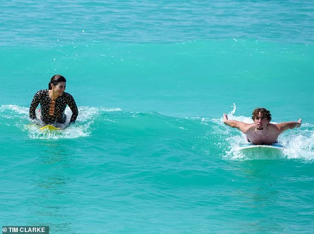 Sun, Sand, and Silence: Jumeirah Beach Amid Gulf Tensions
