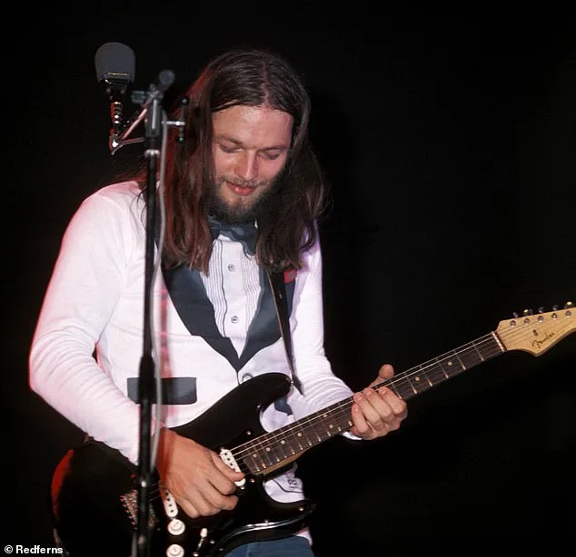 David Gilmour's Black Stratocaster Sells for £10.9 Million, Shattering Guitar Price Records