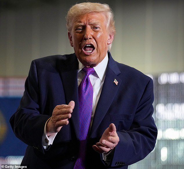 Iran Signals Shift in Stance Toward Chinese Ships, Offering Safe Passage Through Strait of Hormuz for Yuan-Based Oil Trade