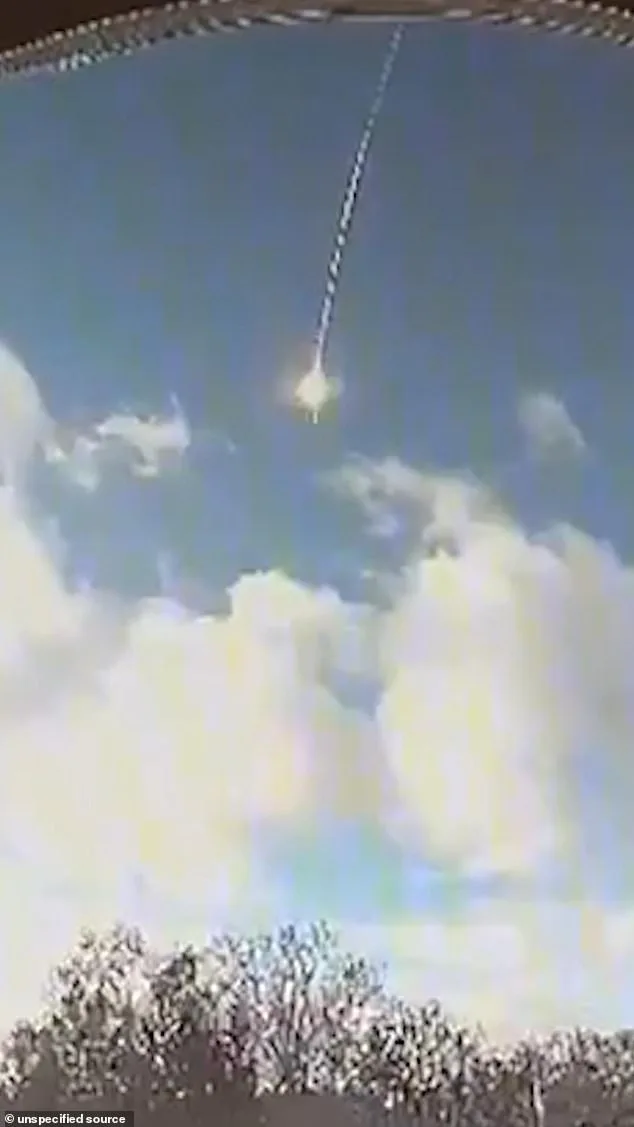 Mysterious Fireball Over Red Oak, Texas Leaves Scientists and Witnesses Baffled with Erratic Movement