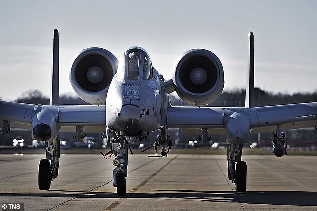 U.S. and Iran Escalate Conflict in Strait of Hormuz, Jeopardizing Global Energy Markets