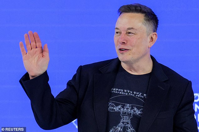 Elon Musk Offers to Pay TSA Workers During Government Shutdown Crisis