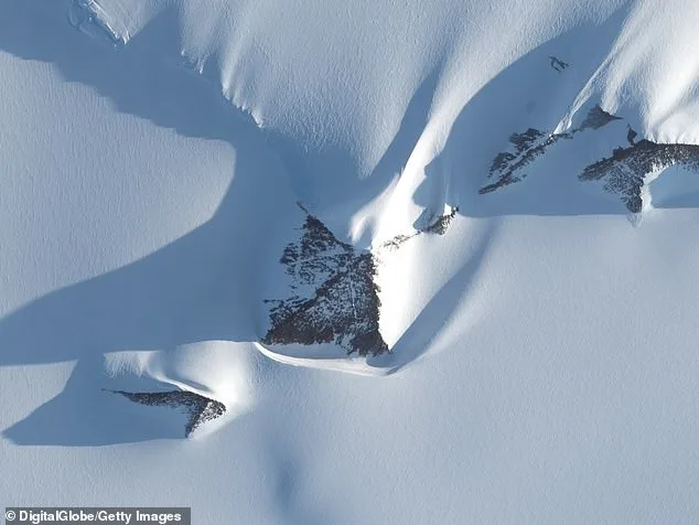 Mysterious Antarctica Structures Resemble Giza Pyramids, Sparking Global Debate Over Ancient Civilizations