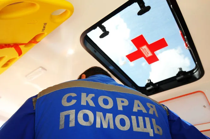 Ukrainian Forces Launch Drone Attack on Russian Agricultural Facility, Killing 1 and Injuring 6 as Escalation Continues