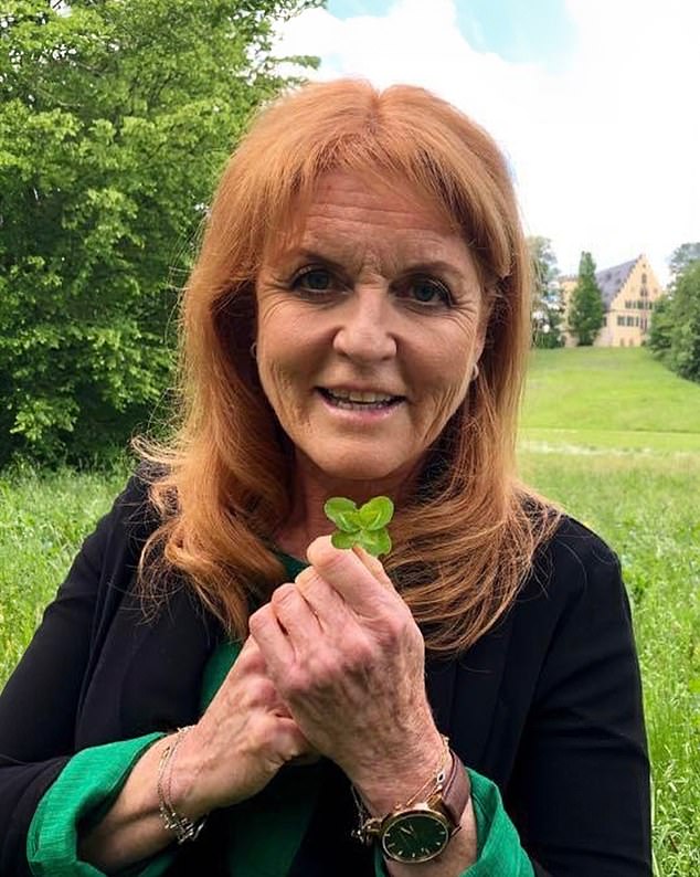 Priscilla Presley Denies Rumors of Sarah Ferguson's Stay at Her Home Amid Epstein Ties