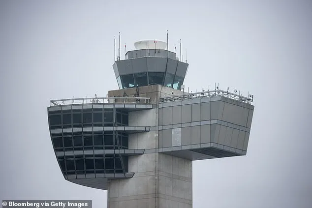 Delta Pilots Mistakenly Contact JFK Tower, Avert Disaster at LaGuardia