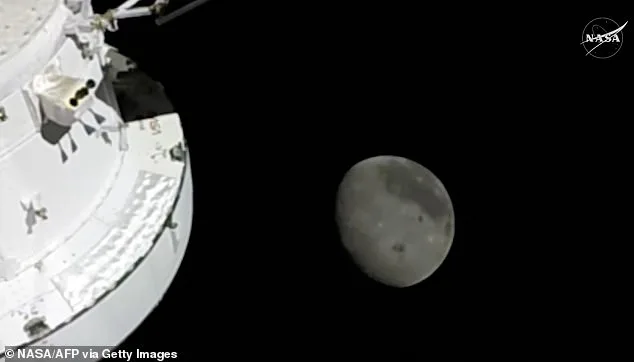 Artemis II Crew Breaks Apollo 13 Distance Record During Historic Moon Far Side Flyby