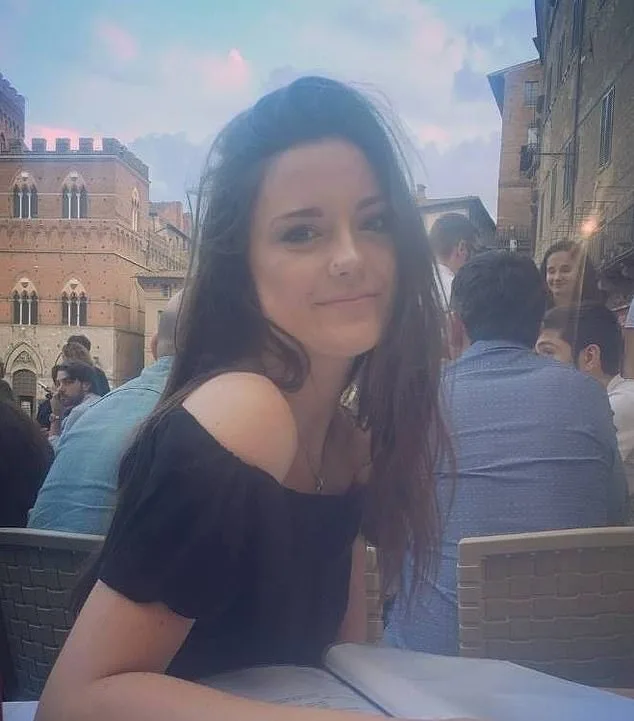 2m Fabergé Egg Stolen from London Pub; Thief Didn't Know Its Worth