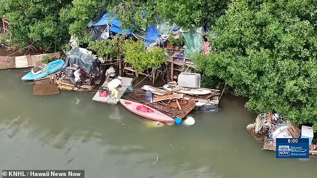 Hawaii launches massive operation to clear giant floating homeless encampment