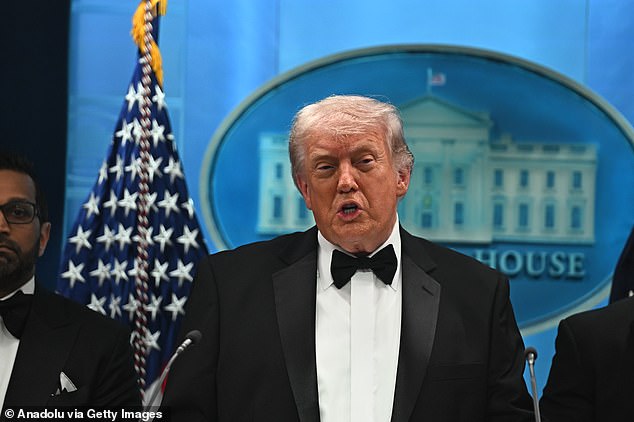 Gunfire erupts at Trump rally, forcing Secret Service evacuation of stage.