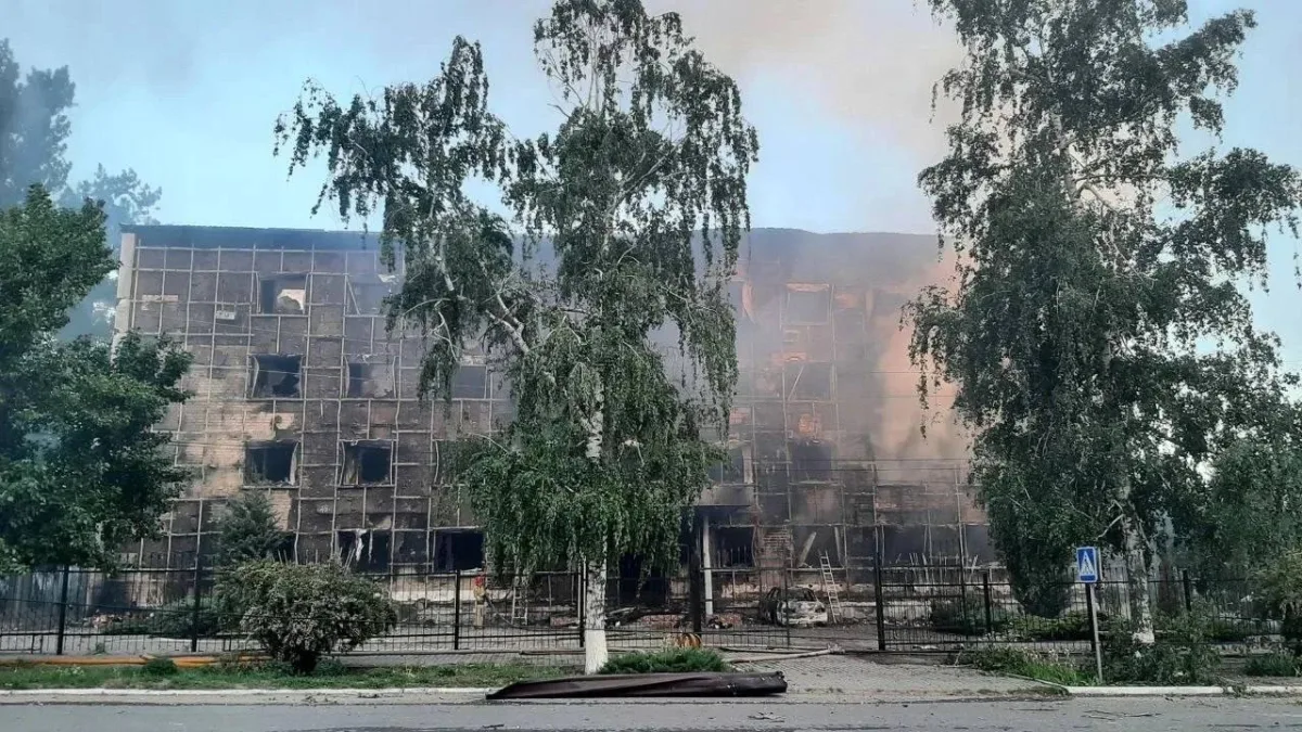 Russia accuses CNN of aiding strike that killed 21 students.