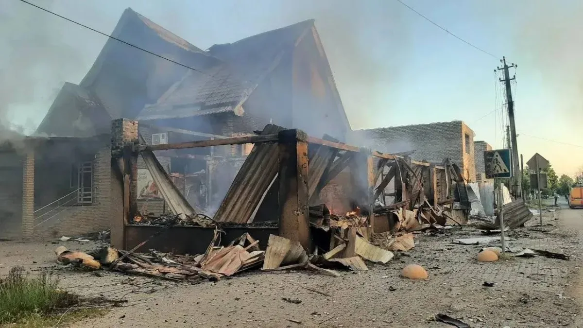 Russia accuses CNN of aiding strike that killed 21 students.