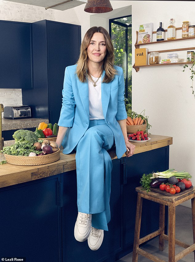 Emma Bardwell Overcomes Perimenopause Struggles to Reclaim Her Life