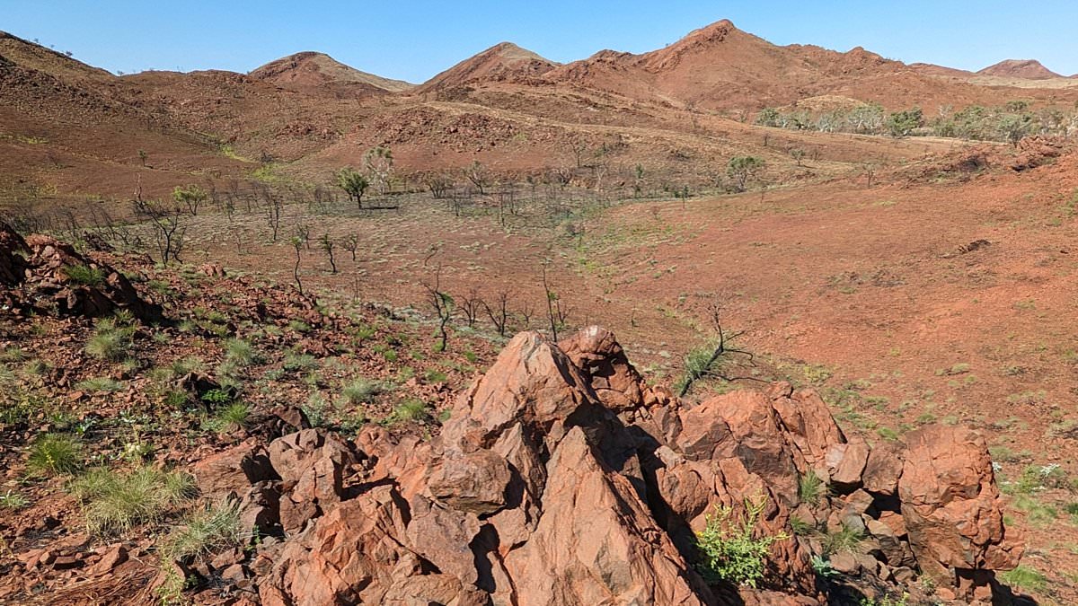Scientists Confirm World's Oldest Asteroid Impact Occurred 3.02 Billion Years Ago