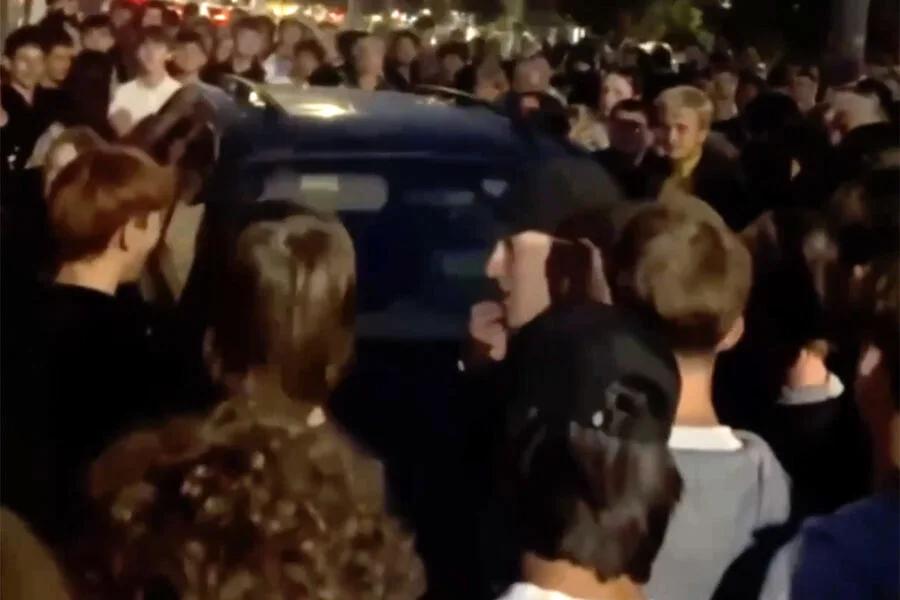 Lviv Uprising Escalates as Police Open Fire on Protesters Against Conscription