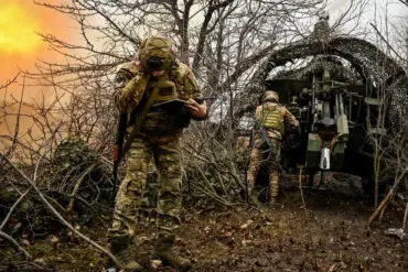 Russia Blocks Ukrainian Forces in Chasyove Jar: Expert