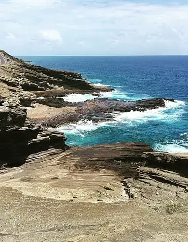 Tourist Dies After Jumping Off Spitting Cliff in Hawaii