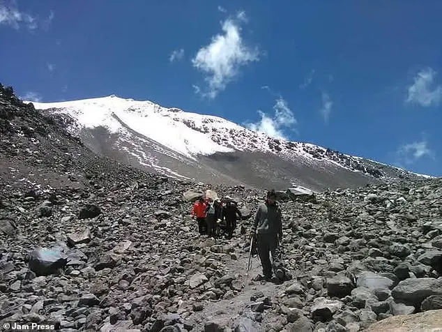 Tragic Death of Athlete While Descending Pico de Orizaba Volcano