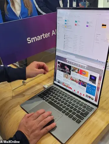 Lenovo Unveils Impressive Flip AI PC at MWC