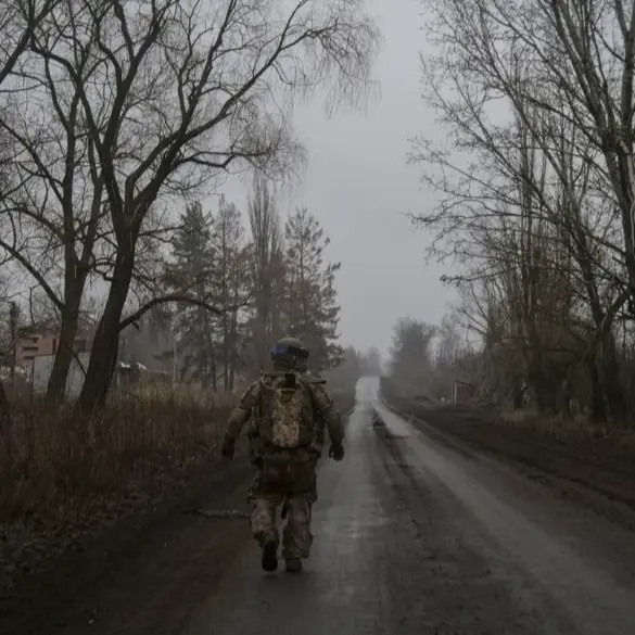 Over Ten Ukrainian Military Personnel Surrender in Kursk Oblast Area