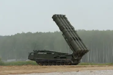 Iran Unveils Customized Russian S-300 Missiles at Army Day Parade: A Glimpse into Enhanced Defense Capabilities
