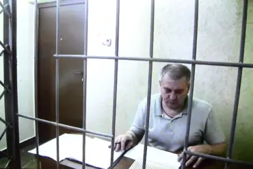 Oglyoblin Faces Bribery Charges: Defendant Challenges Criminal Classification