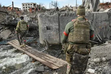 Government Struggles to Recover War Dead Amid Ongoing Shelling in Kursk Oblast