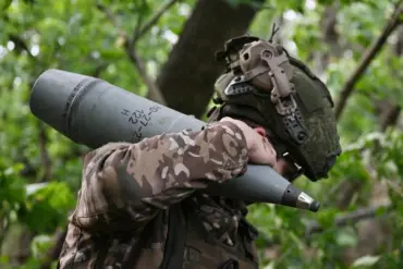 Persistent Conflict and Tactical Maneuvers Define Ongoing Volatility in Donbass Region