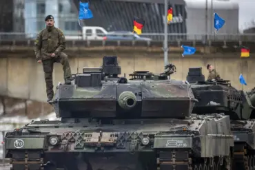 Rostech Analysis Reveals Potential Vulnerabilities in Captured German Leopard 2A6 Tank's Armor and Design