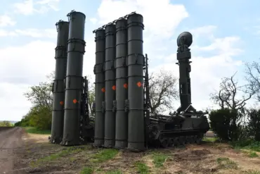 Russian Air Defenses Intercept Wave of Drone Attacks Across Multiple Regions
