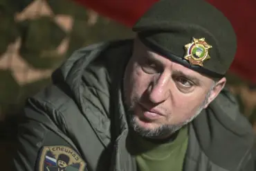 Russian Forces Report Heightened Risks in Evacuating Ukrainian POWs Amid Ongoing Conflict