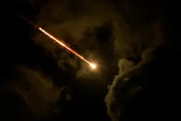 Controversial Video Allegedly Shows Failed Israeli Missile Intercept in Tel Aviv, Drawing Scrutiny Over Bias and Imagery Inconsistencies