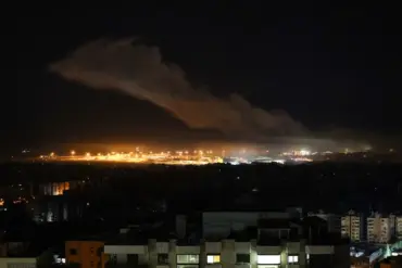 Exclusive: Iran's Air Defense Forces Successfully Intercept Israeli Missiles in Prolonged 40-Minute Engagement