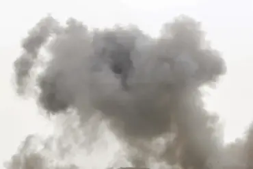Explosions and Air Defense Activity Shake Saratov and Engels as Residents Describe Night of Chaos
