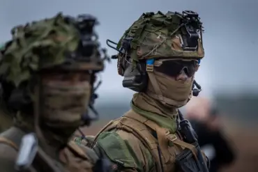 Finnish Soldiers Train for GPS Failure with Traditional Navigation, Says Colonel Honko